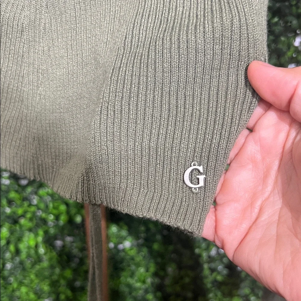 Guess Marie Open Back Olive Ribbed Knit Long Sleeve Crop Top Sweater size Medium